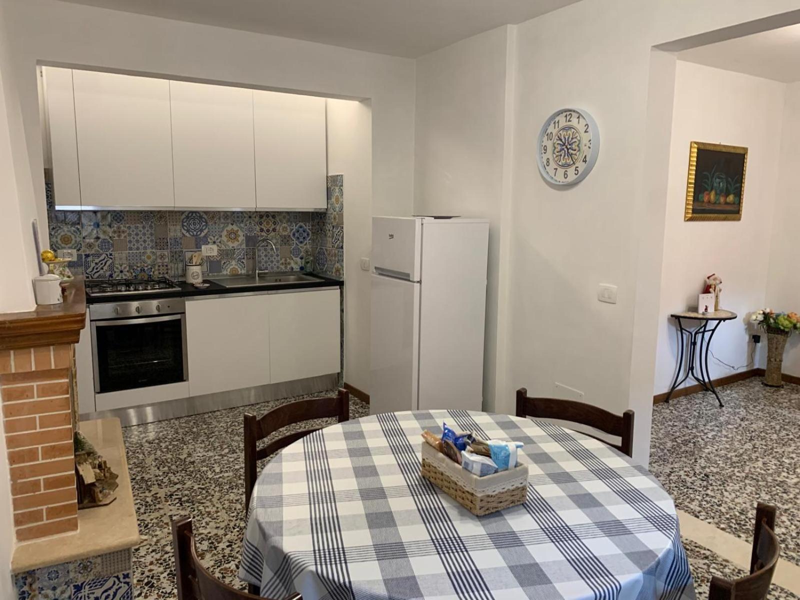 B&B Casa Di Carla リパトランソーネ エクステリア 写真